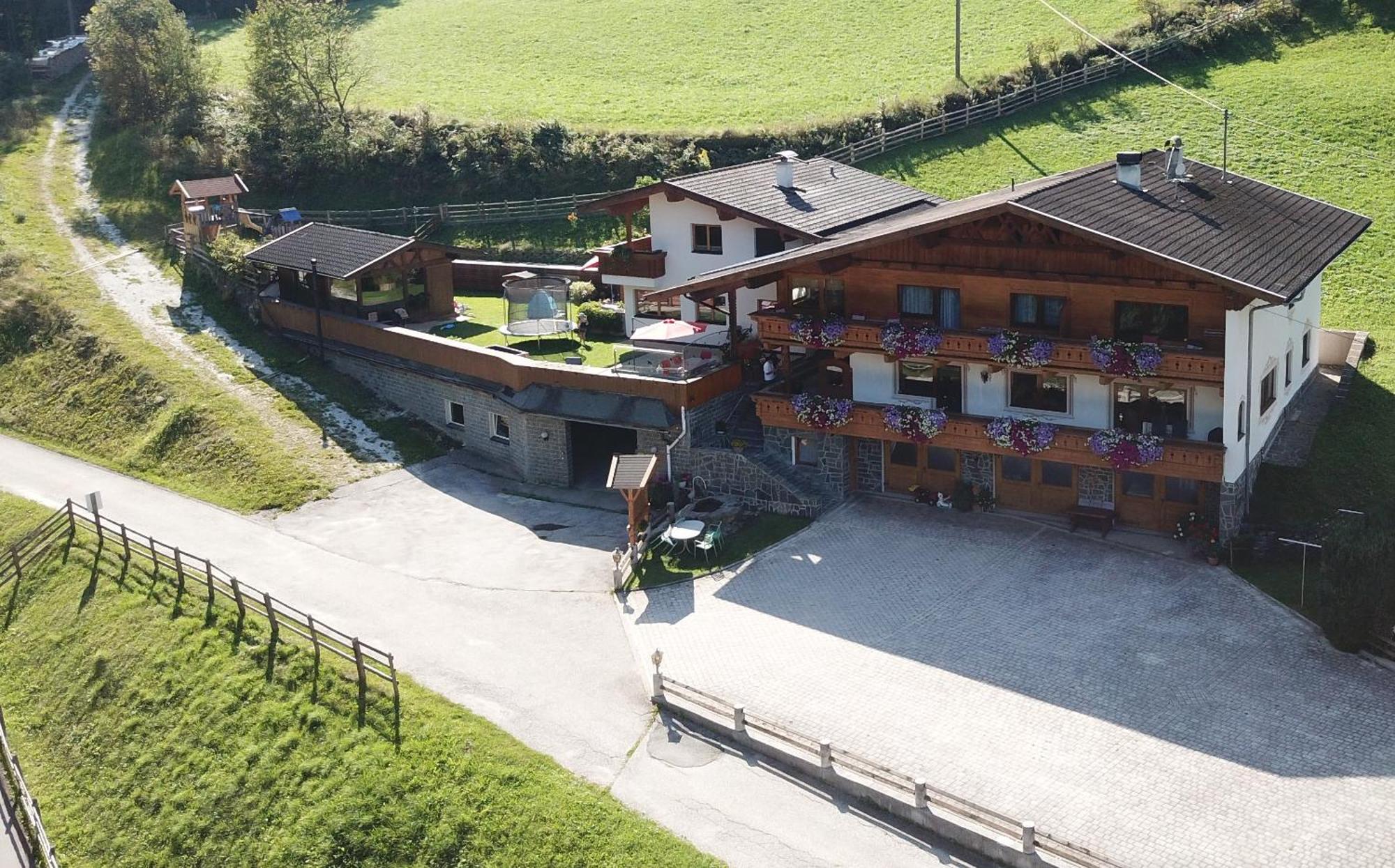 Landhaus Maria Neustift im Stubaital Exterior foto