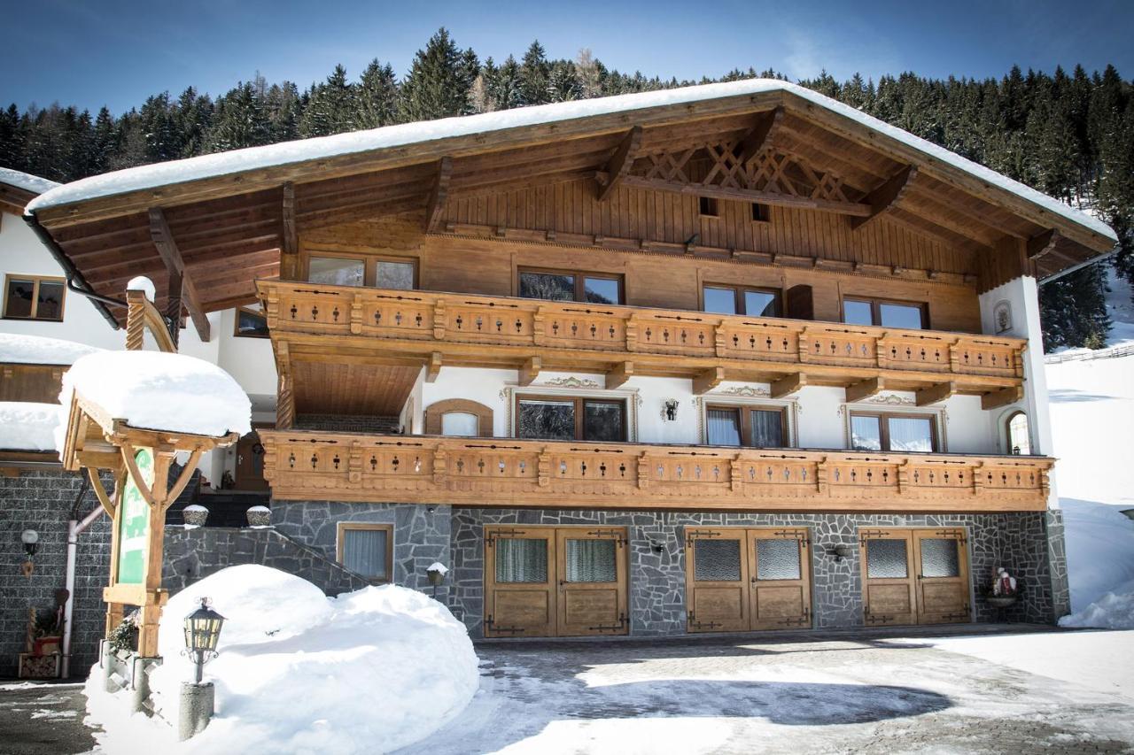 Landhaus Maria Neustift im Stubaital Exterior foto